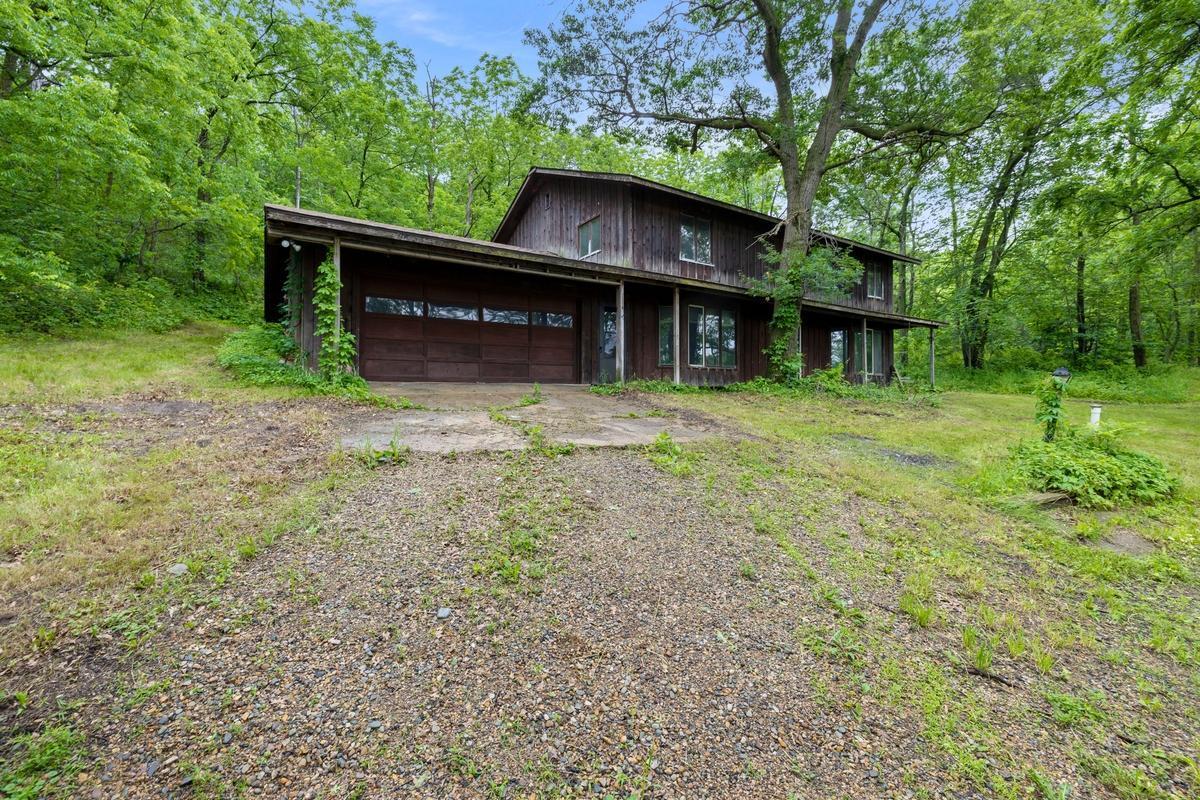 1151 Town Hall Road River Falls, WI 54022 - Photo 3 of 22