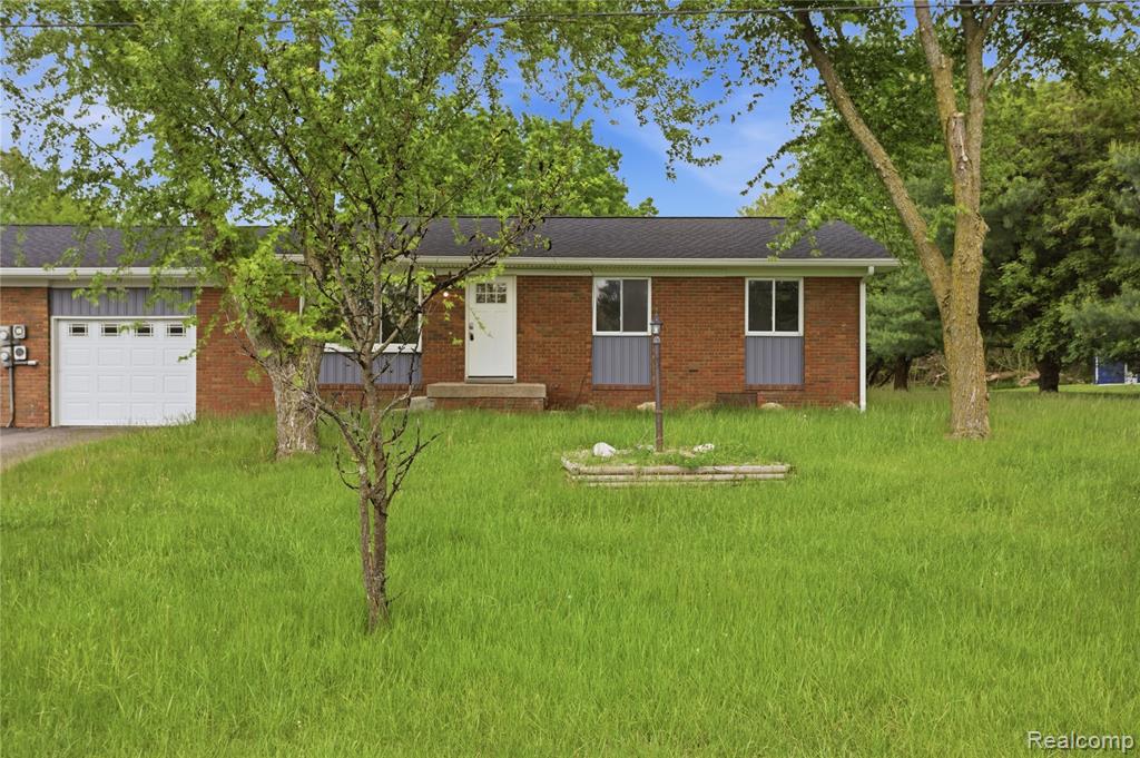 2897 Spring Hill Drive Howell, MI 48843 - Photo 1 of 26