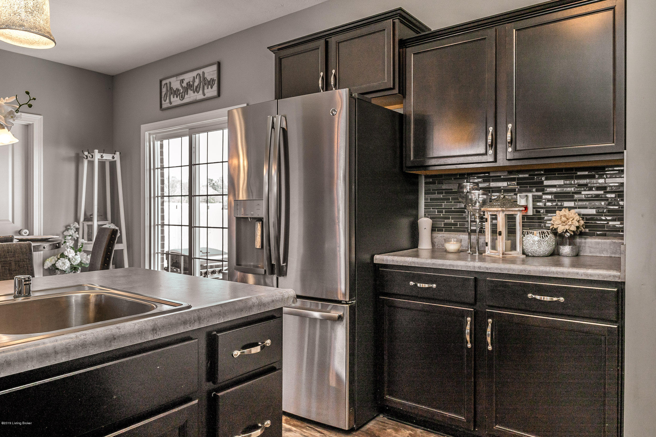 302 Autumn Ridge Drive Mount Washington, KY 40047 - Photo 3 of 41 302 s autumn ridge Dr-20