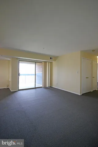 $1,650 | 7900 Coriander Drive, Unit 303, Gaithersburg, MD 20879