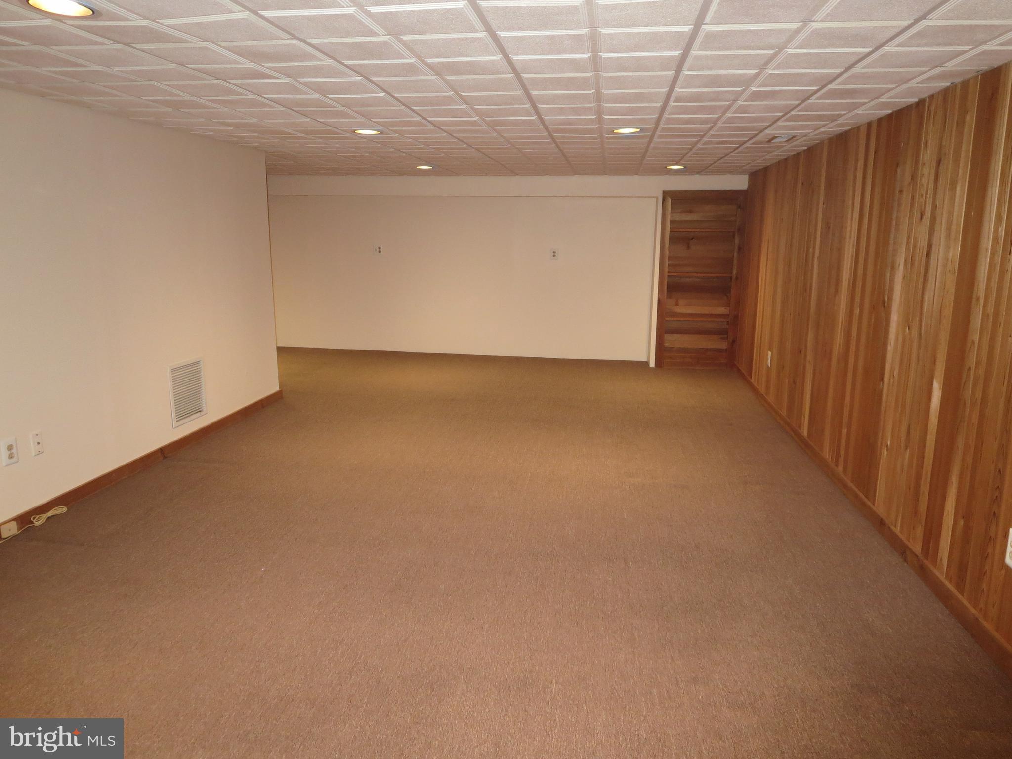 32 Crofton Commons Cherry Hill, NJ 08034 - Photo 16 of 19 Finished Basement