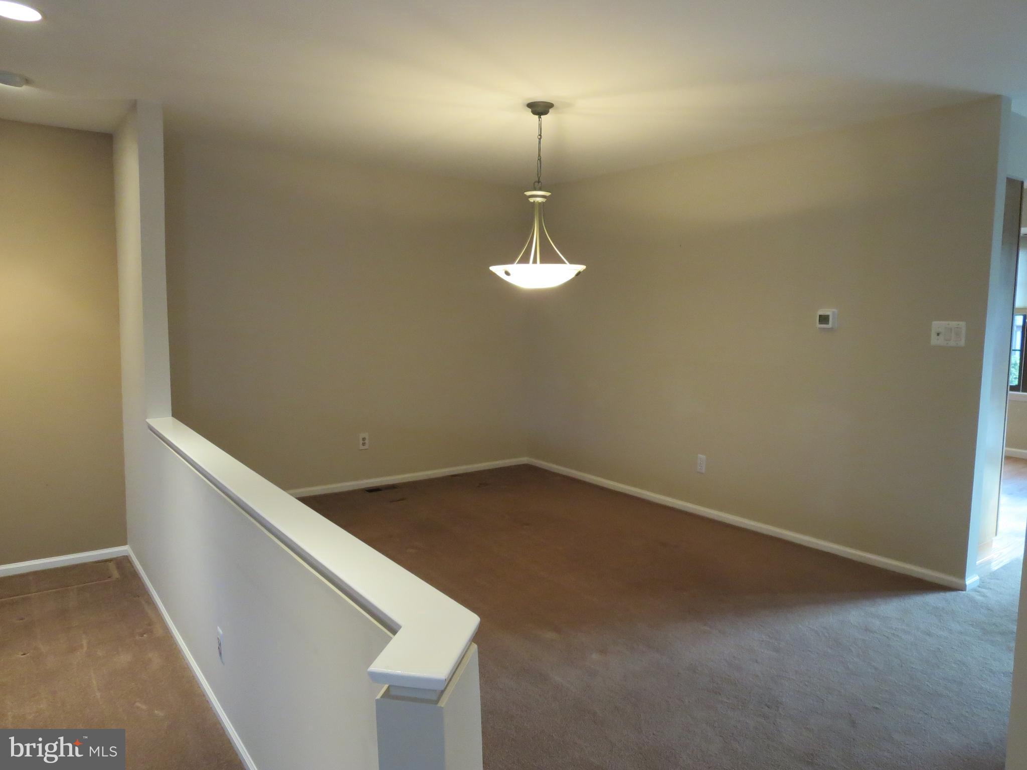 32 Crofton Commons Cherry Hill, NJ 08034 - Photo 4 of 19 Dining Room