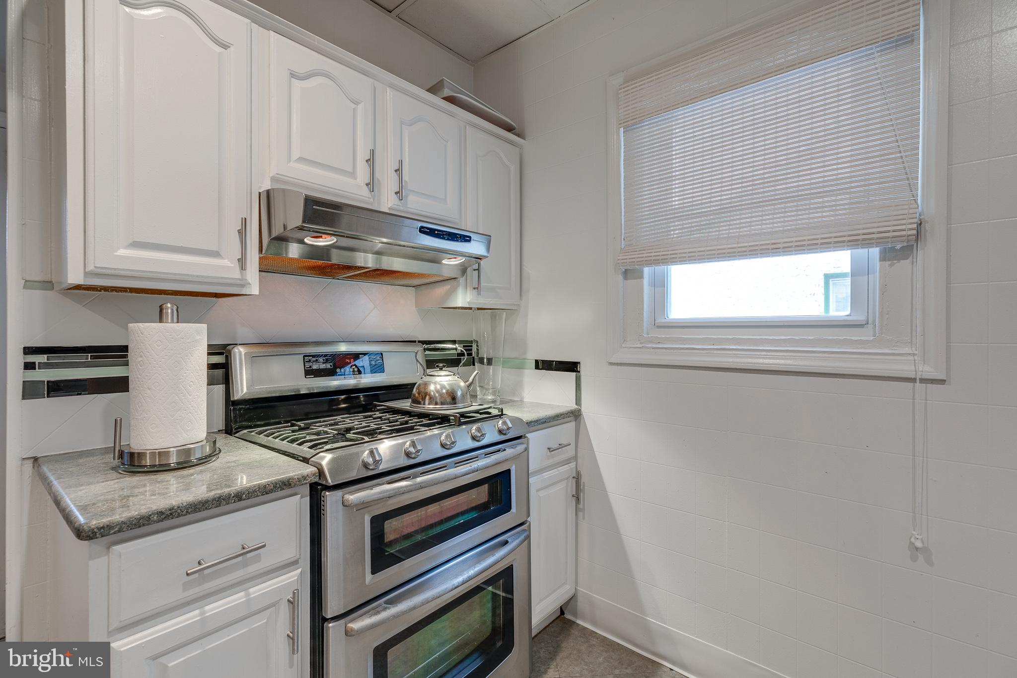 5409 Westford Road Philadelphia, PA 19120 - Photo 12 of 33 Gallery Image 12
