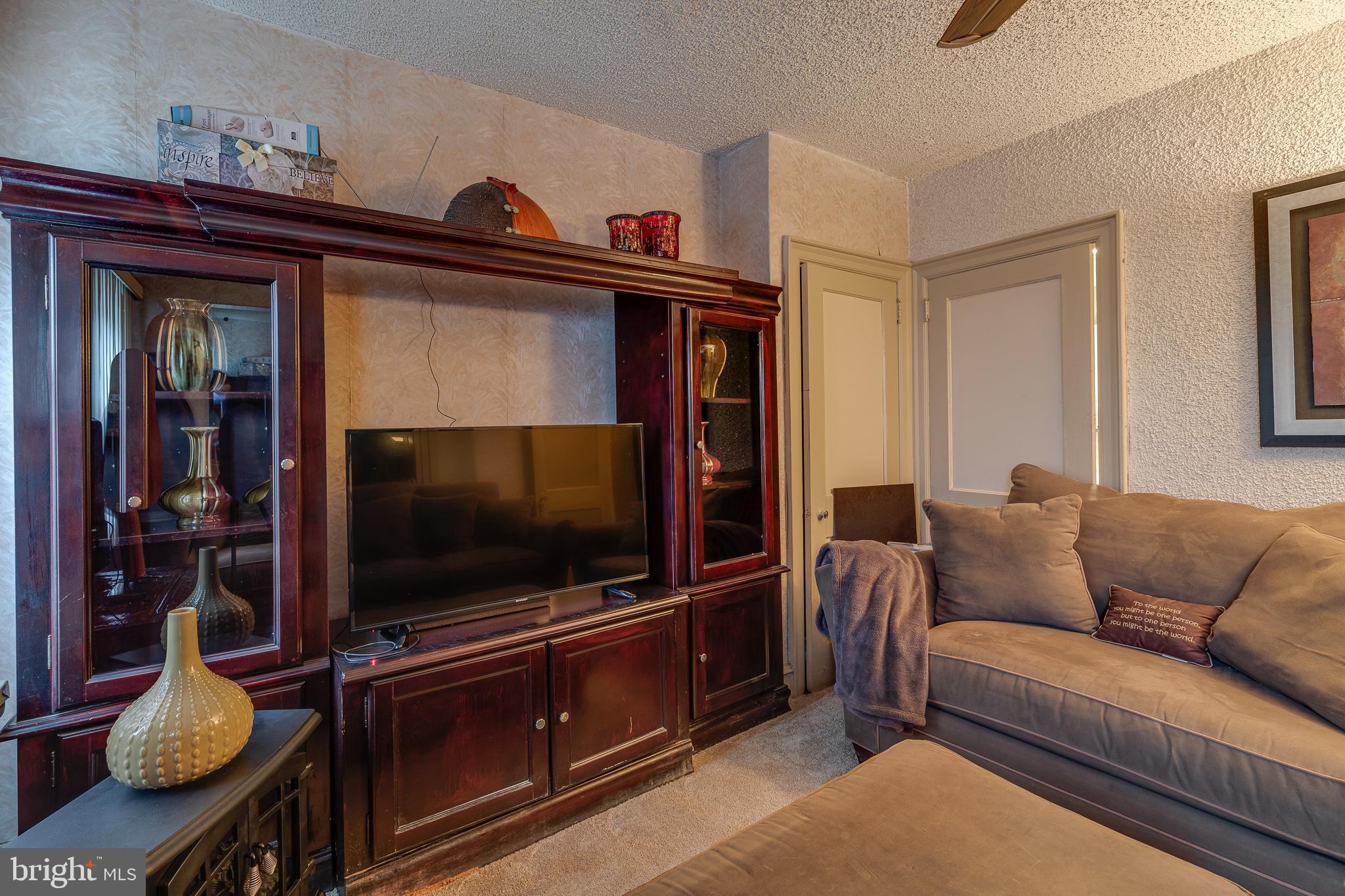 5409 Westford Road Philadelphia, PA 19120 - Photo 16 of 33 Gallery Image 16