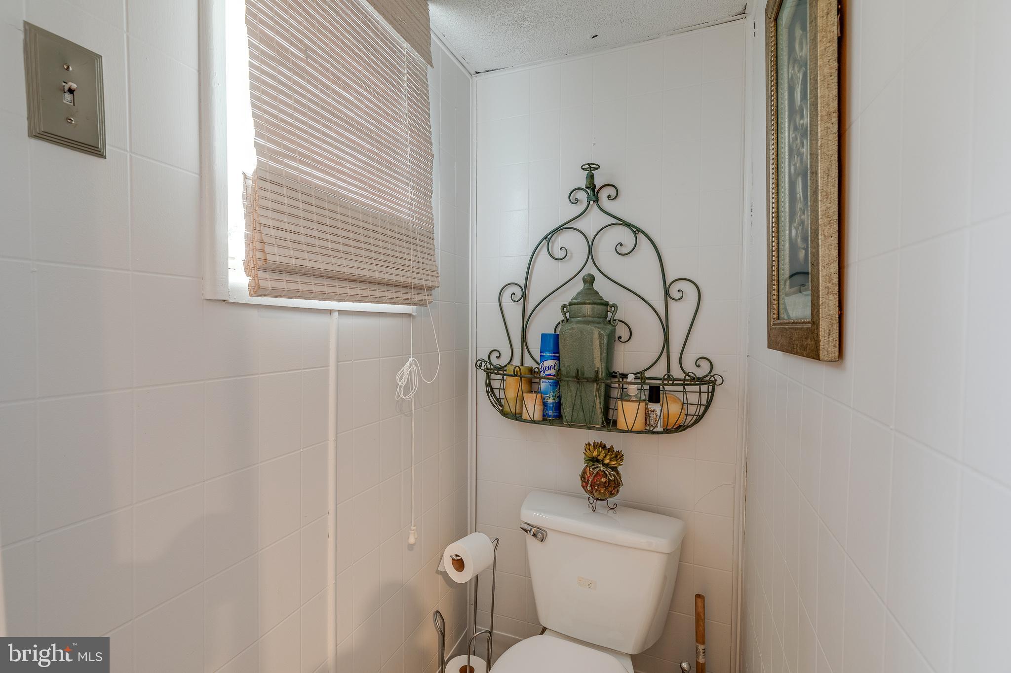 5409 Westford Road Philadelphia, PA 19120 - Photo 9 of 33 Gallery Image 9