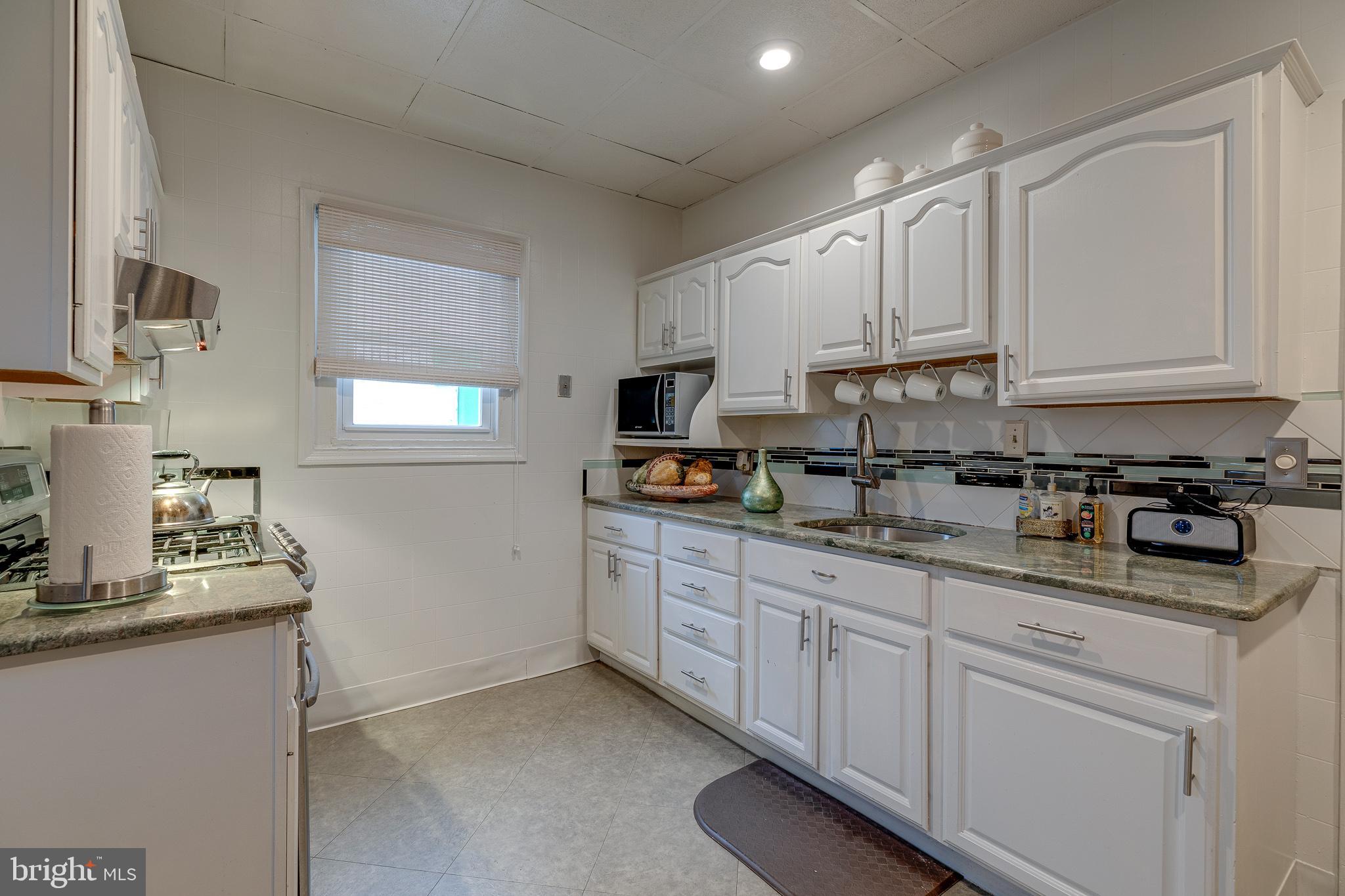 5409 Westford Road Philadelphia, PA 19120 - Photo 10 of 33 Gallery Image 10