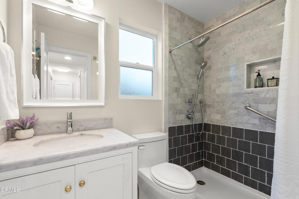 5040 Island View Street Oxnard, CA 93035 - Photo 39 of 50