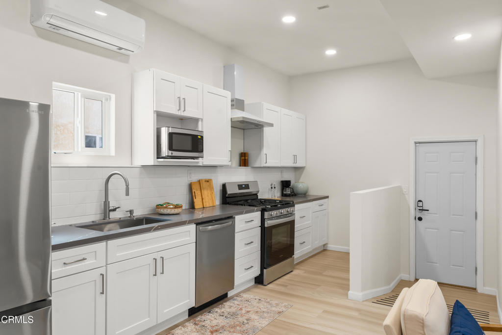5040 Island View Street Oxnard, CA 93035 - Photo 44 of 50