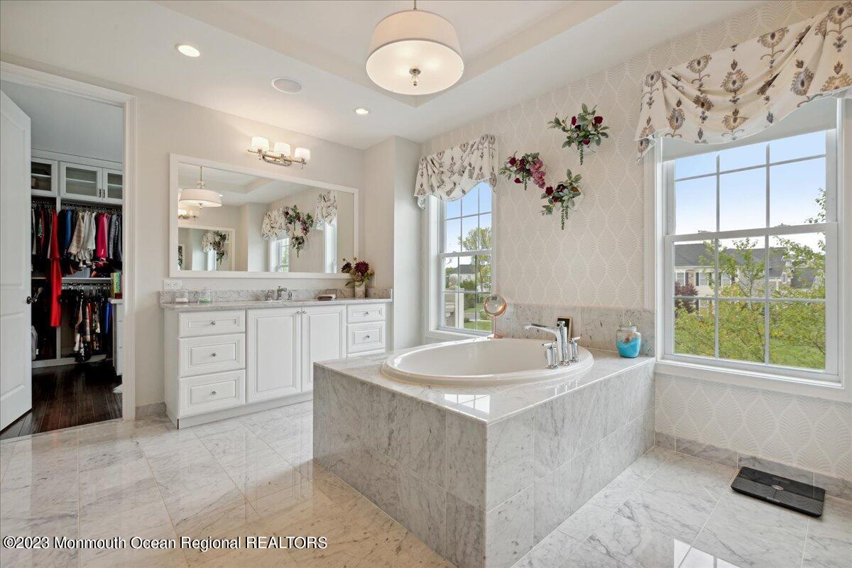 25 Windermere Road Lincroft, NJ 07738 - Photo 37 of 70 Primary Bath