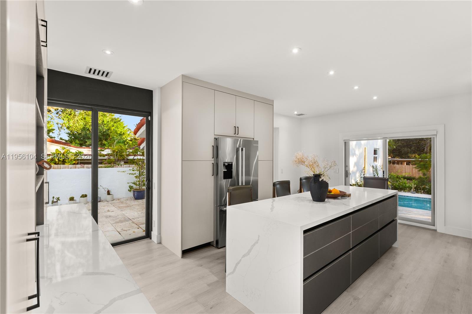 3616 Southwest 26th Street Miami, FL 33133 - Photo 13 of 77