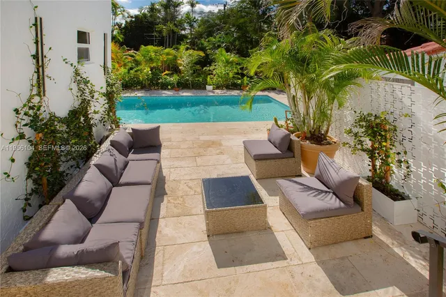 $1,998,000 | 3616 Southwest 26th Street, Miami, FL 33133