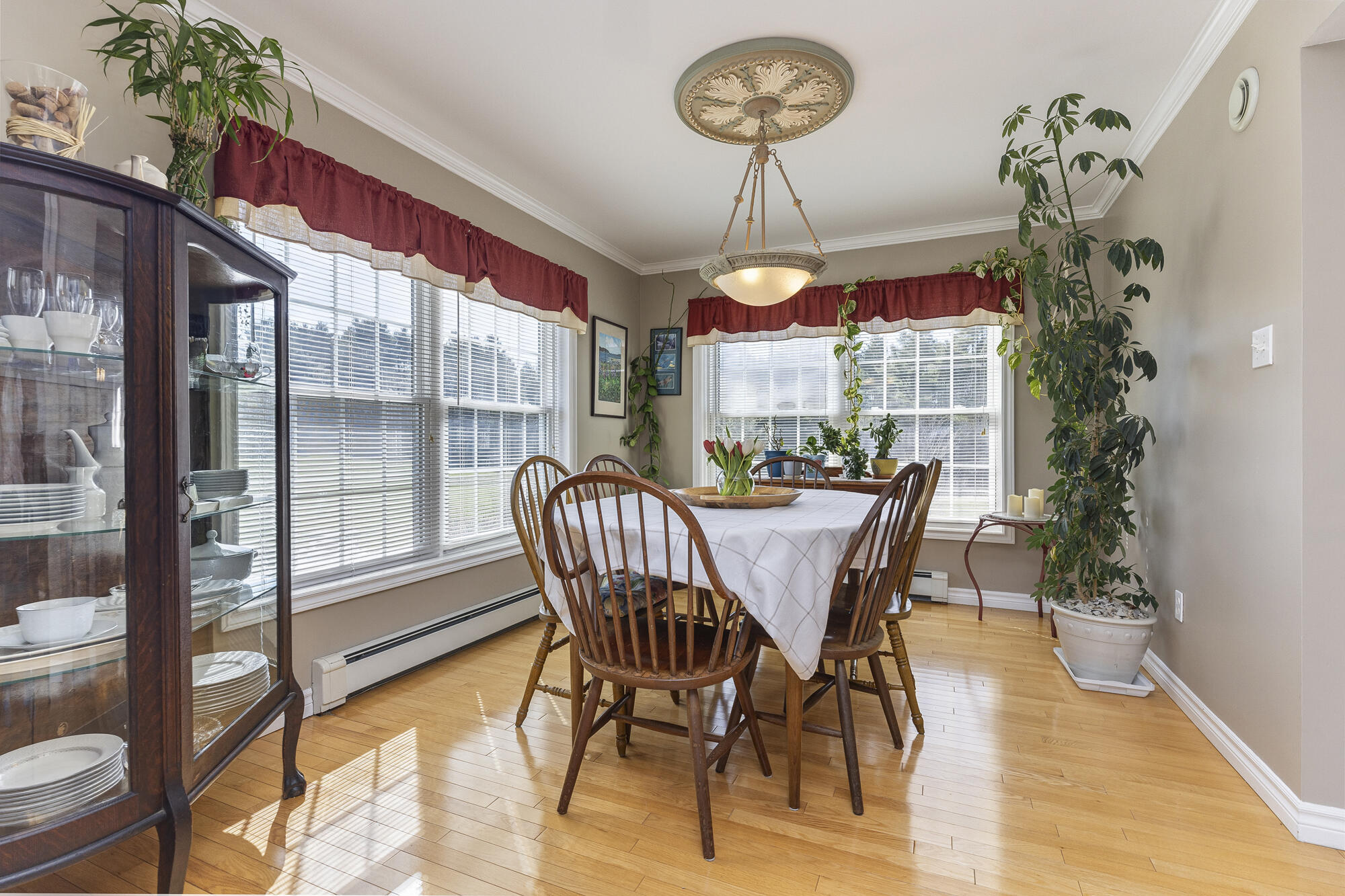 117 McLellan Road Gorham, ME 04038 - Photo 13 of 48 Dining Room
