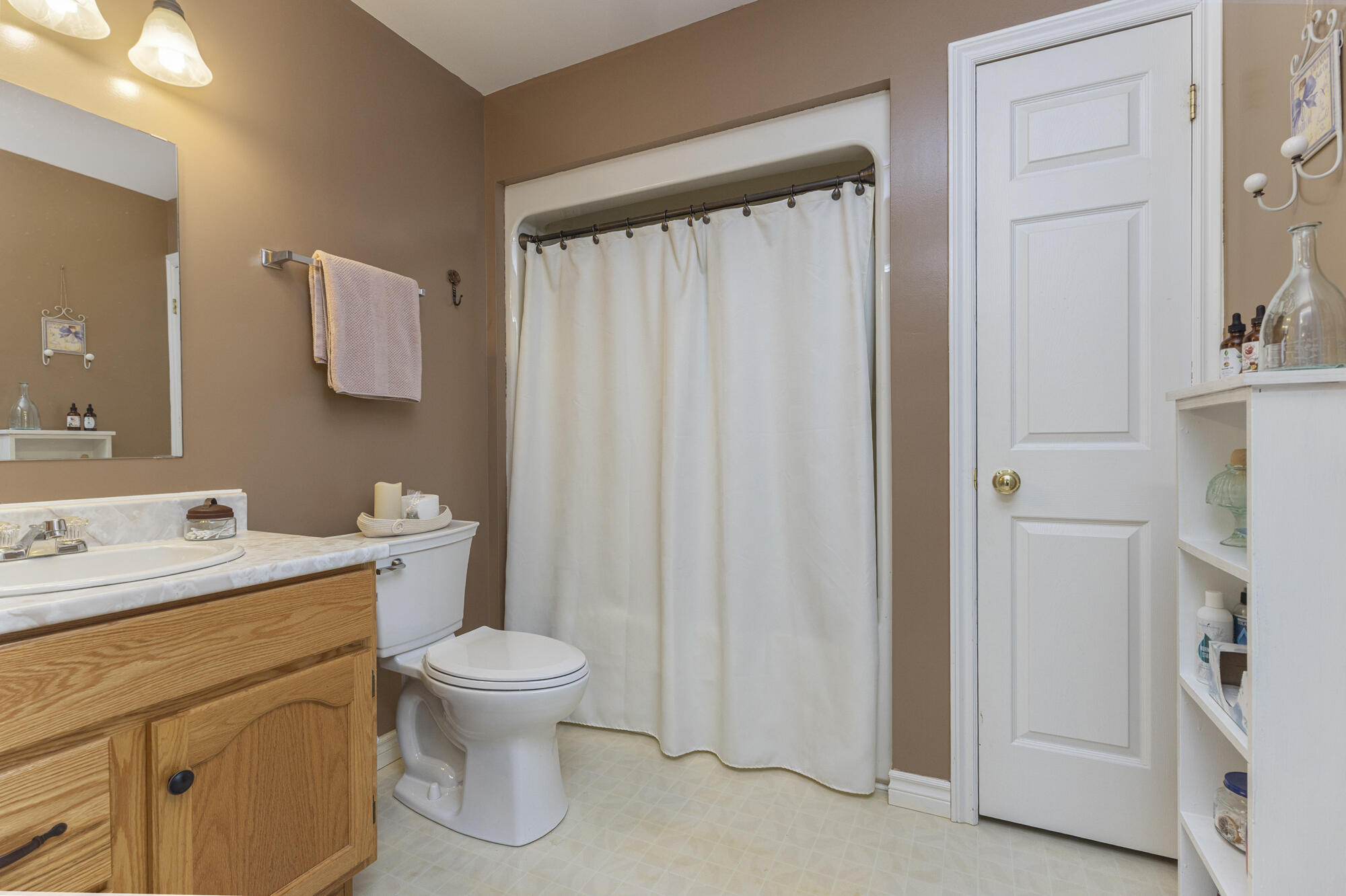 117 McLellan Road Gorham, ME 04038 - Photo 27 of 48 Guest Bath