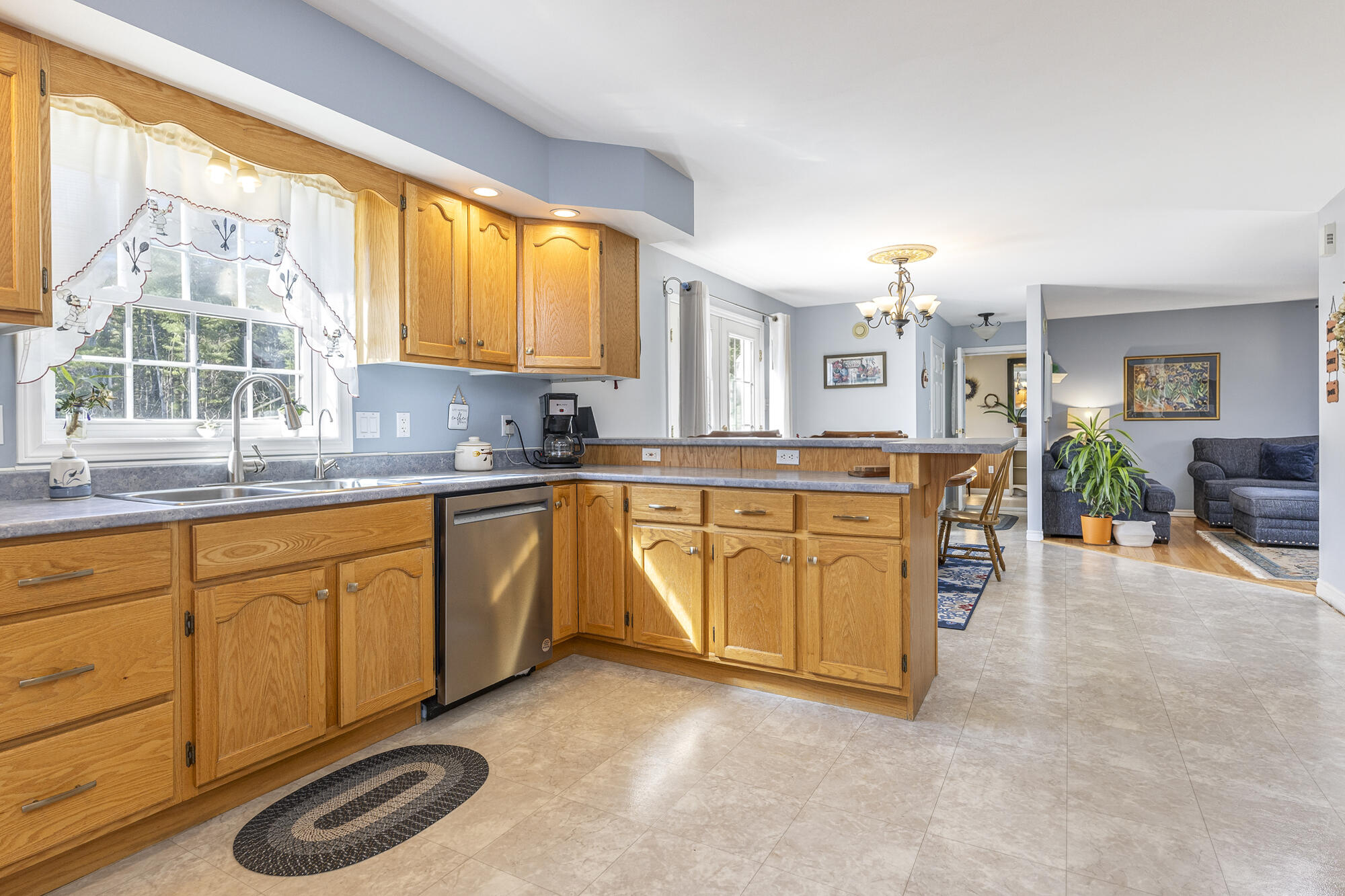 117 McLellan Road Gorham, ME 04038 - Photo 10 of 48 Kitchen