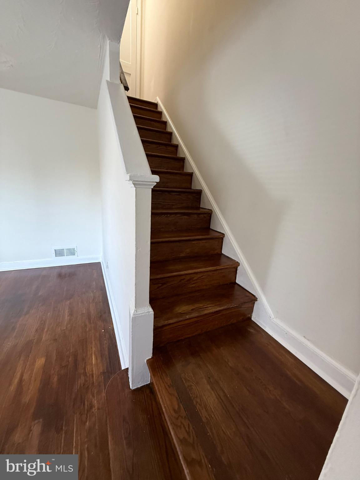 374 Chaplin Street Southeast Washington, DC 20019 - Photo 9 of 23 a view of entryway