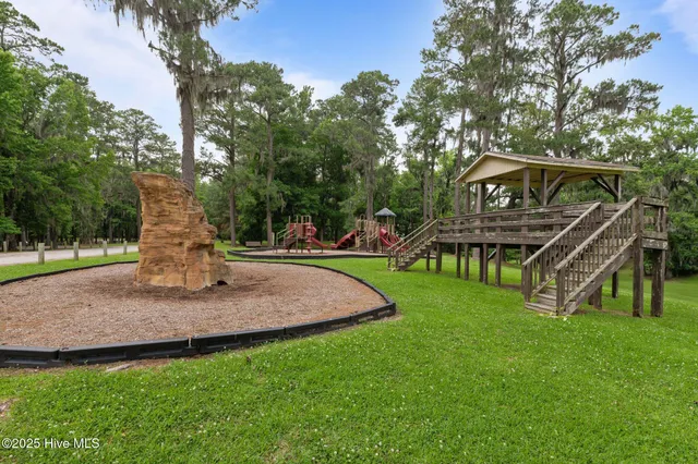 $235,000 | 210 Glenburnie Drive, New Bern, NC 28560