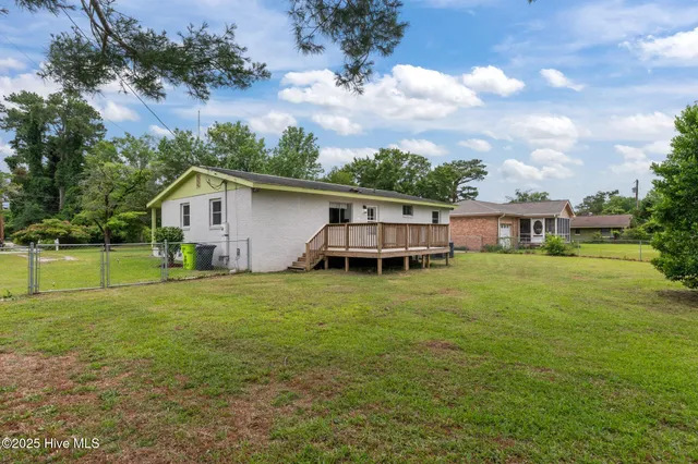 $235,000 | 210 Glenburnie Drive, New Bern, NC 28560