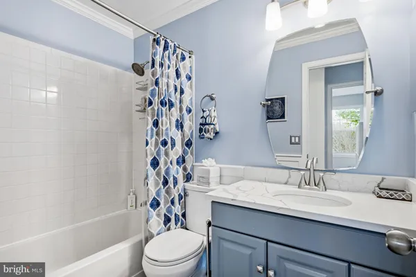 $699,900 | 5 Dudley Court, Sterling, VA 20165