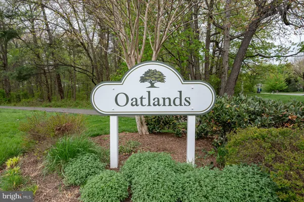 $699,900 | 5 Dudley Court, Sterling, VA 20165
