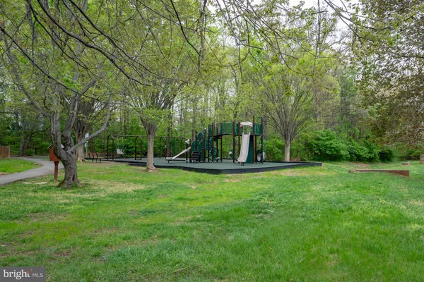 $699,900 | 5 Dudley Court, Sterling, VA 20165