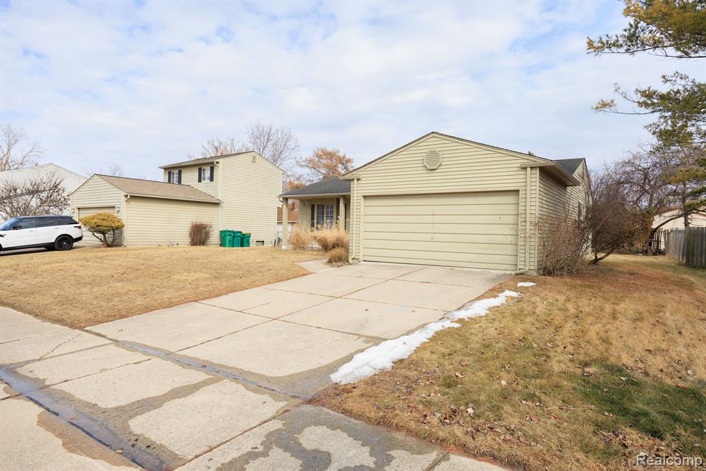 15895 Ridgebrook Path Romulus, MI 48174 - Photo 2 of 25