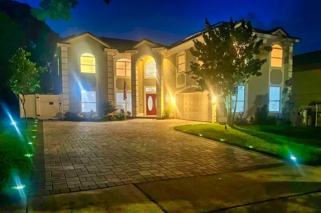 $929,995 | 1706 Cheltenborough Drive, Orlando, FL 32835