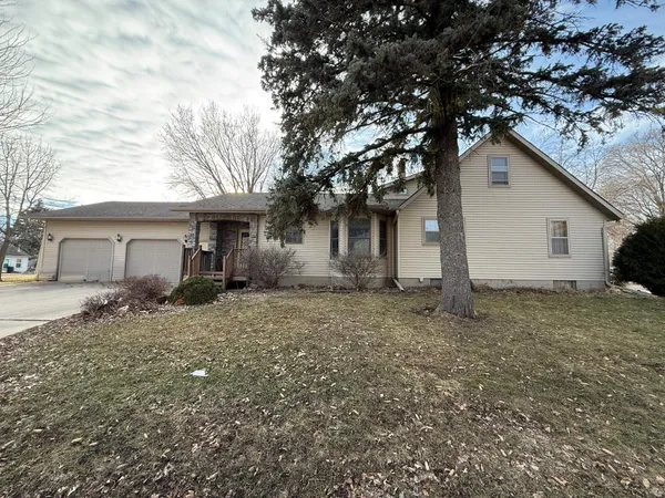 $295,000 | 203 Main Street East, Blooming Prairie, MN 55917