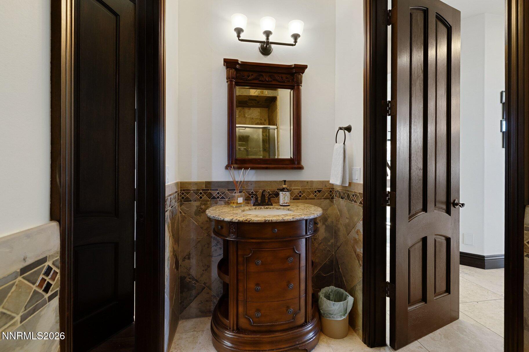 12910 Silver Wolf Road Reno, NV 89511 - Photo 23 of 65 024_29-print-12910_silver_wolf-19_148