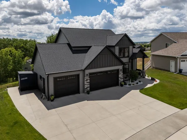 $659,500 | 6364 Sunset Hill Place Northwest, Rochester, MN 55901