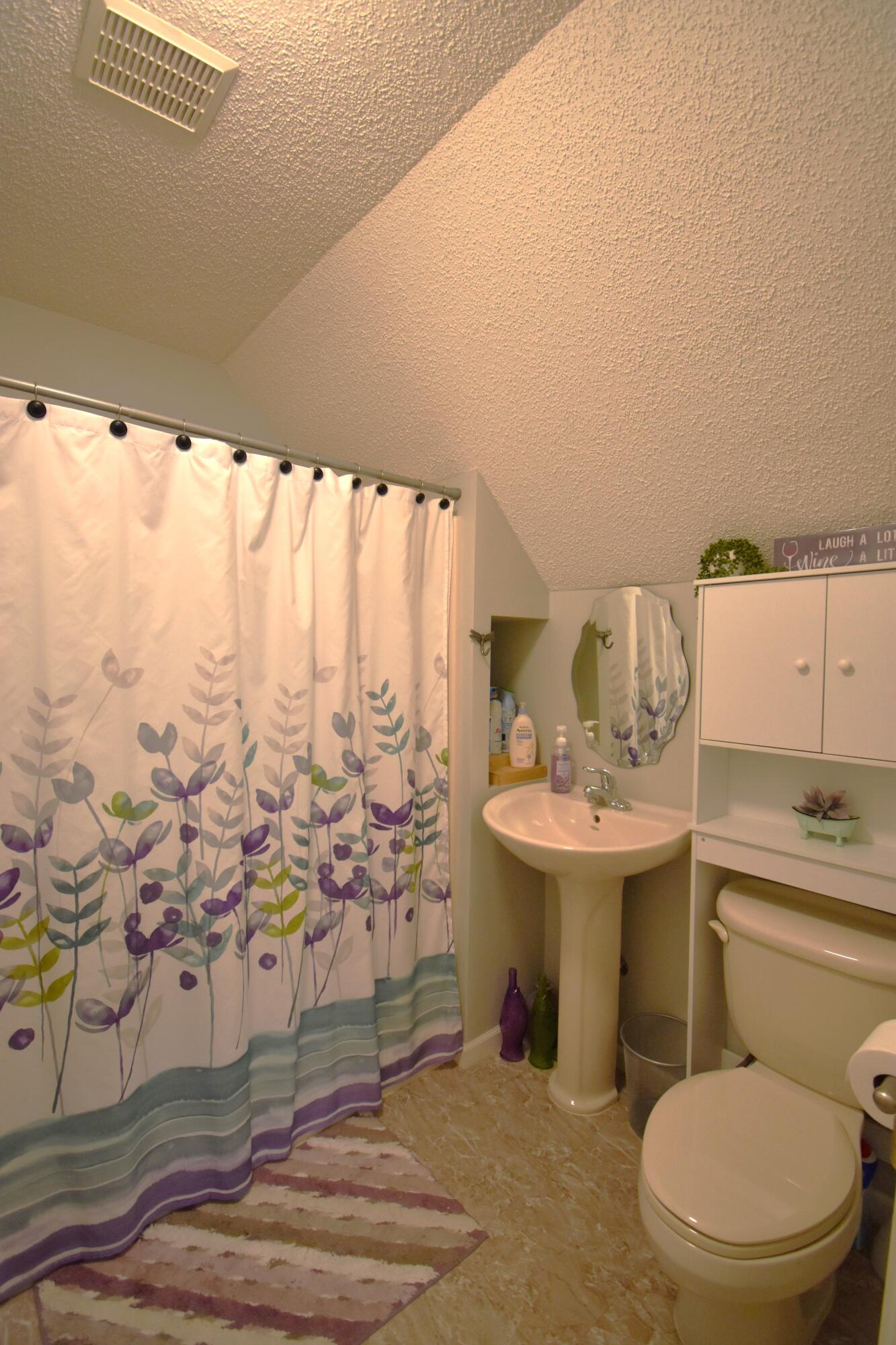 181 South Taylor Road Branch, MI 49402 - Photo 12 of 67 Primary Bedroom Suite
