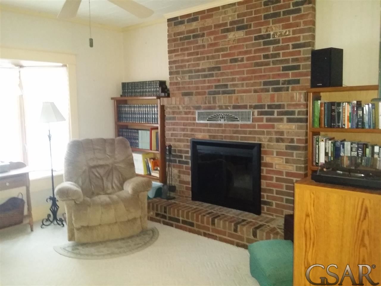 4504 Pittsburg Road Owosso, MI 48867 - Photo 8 of 31 31231231-7.JPG