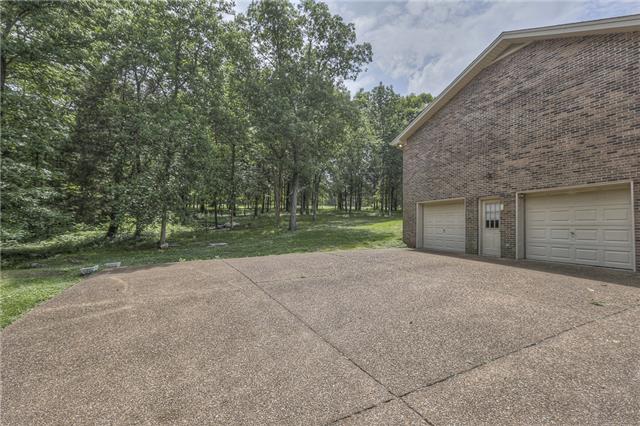 911 Beckwith Road Mount Juliet, TN 37122 - Photo 15 of 20