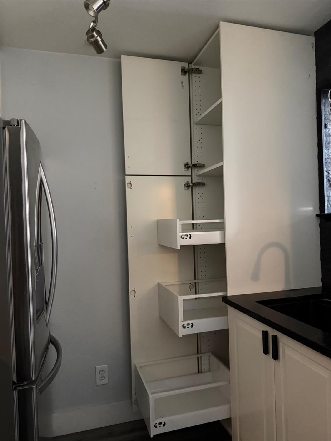 8020 Walerga Road, Unit 1093 Antelope, CA 95843 - Photo 8 of 13 a bathroom with a sink and a mirror