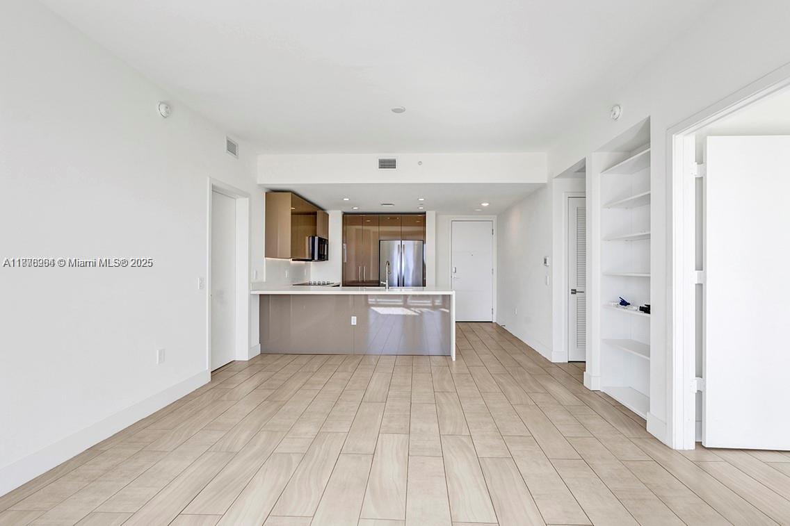 2000 Metropica Way, Unit 907 Sunrise, FL 33323 - Photo 4 of 41