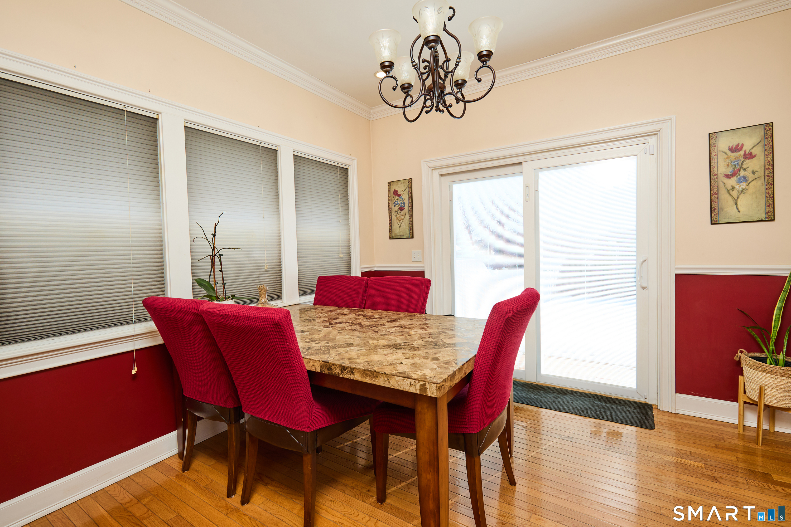 35 Querida Street Bridgeport, CT 06604 - Photo 22 of 40