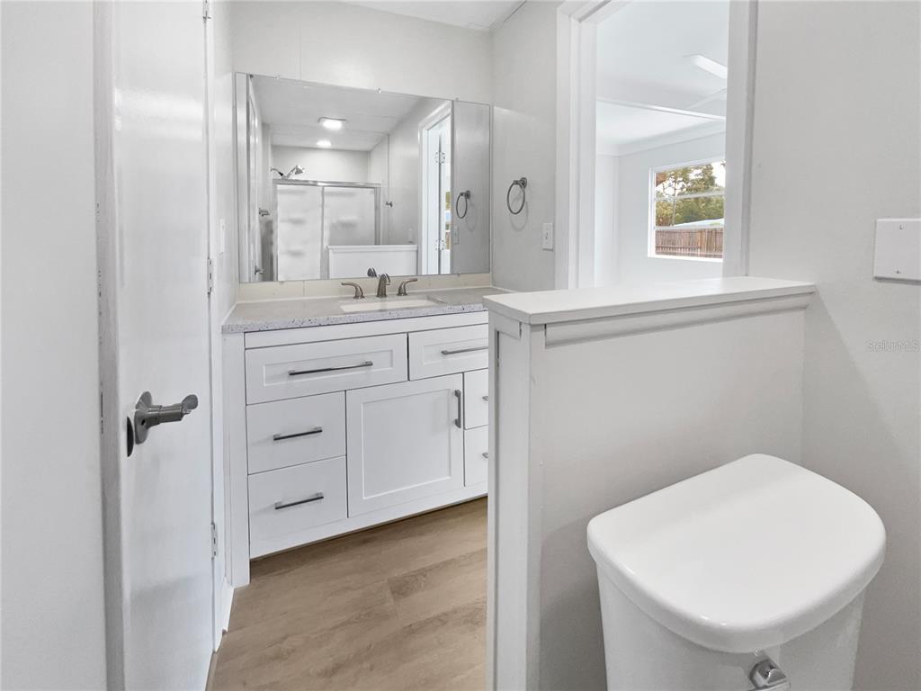 1427 East Gate Drive Venice, FL 34285 - Photo 12 of 30