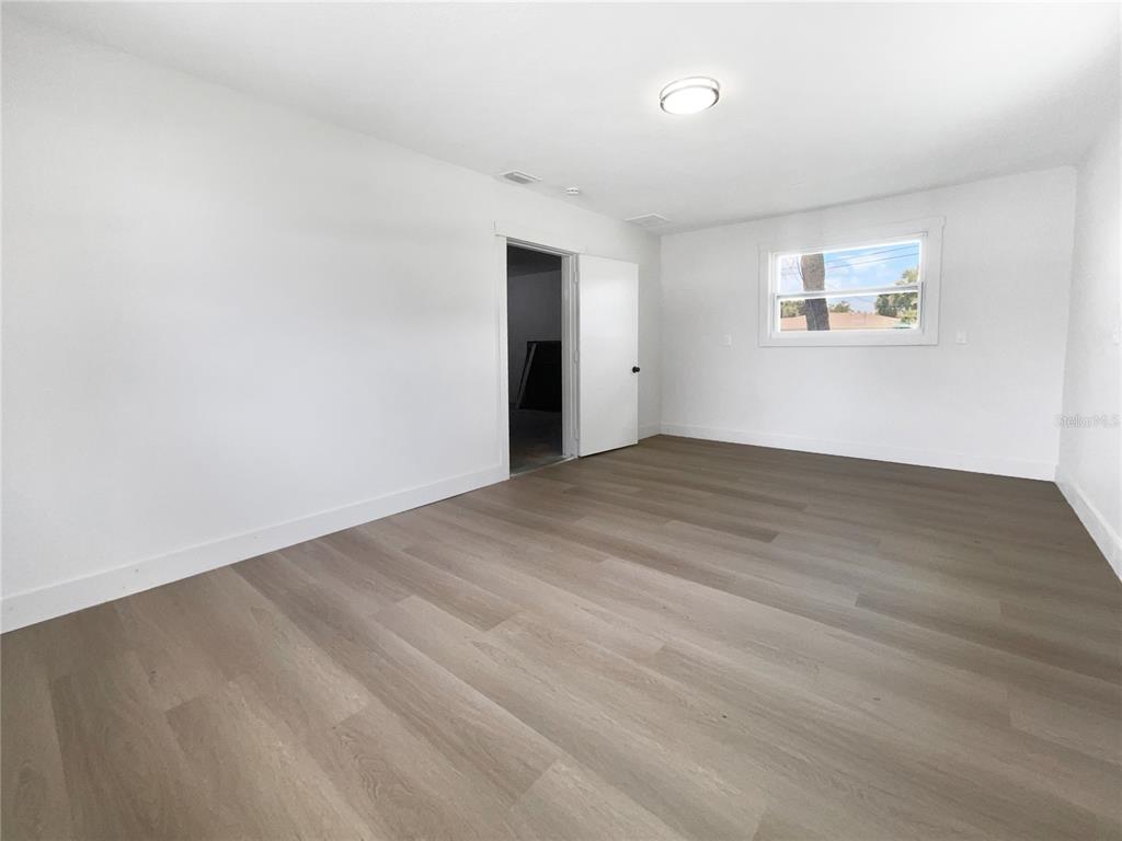 1427 East Gate Drive Venice, FL 34285 - Photo 23 of 30