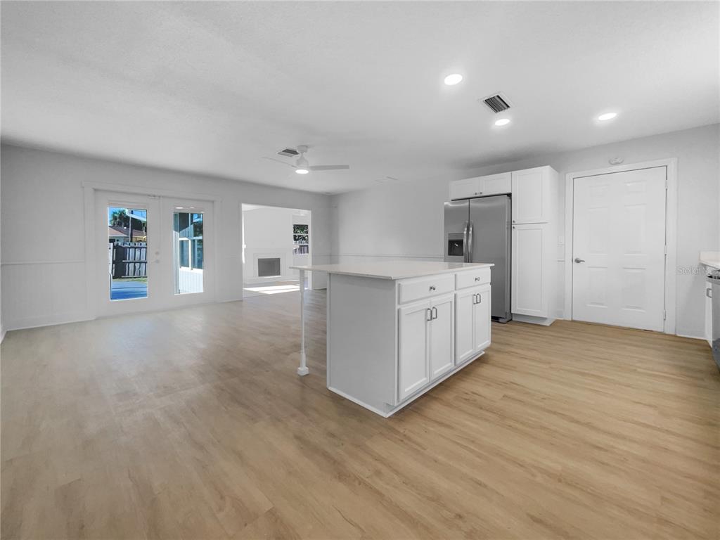 1427 East Gate Drive Venice, FL 34285 - Photo 24 of 30