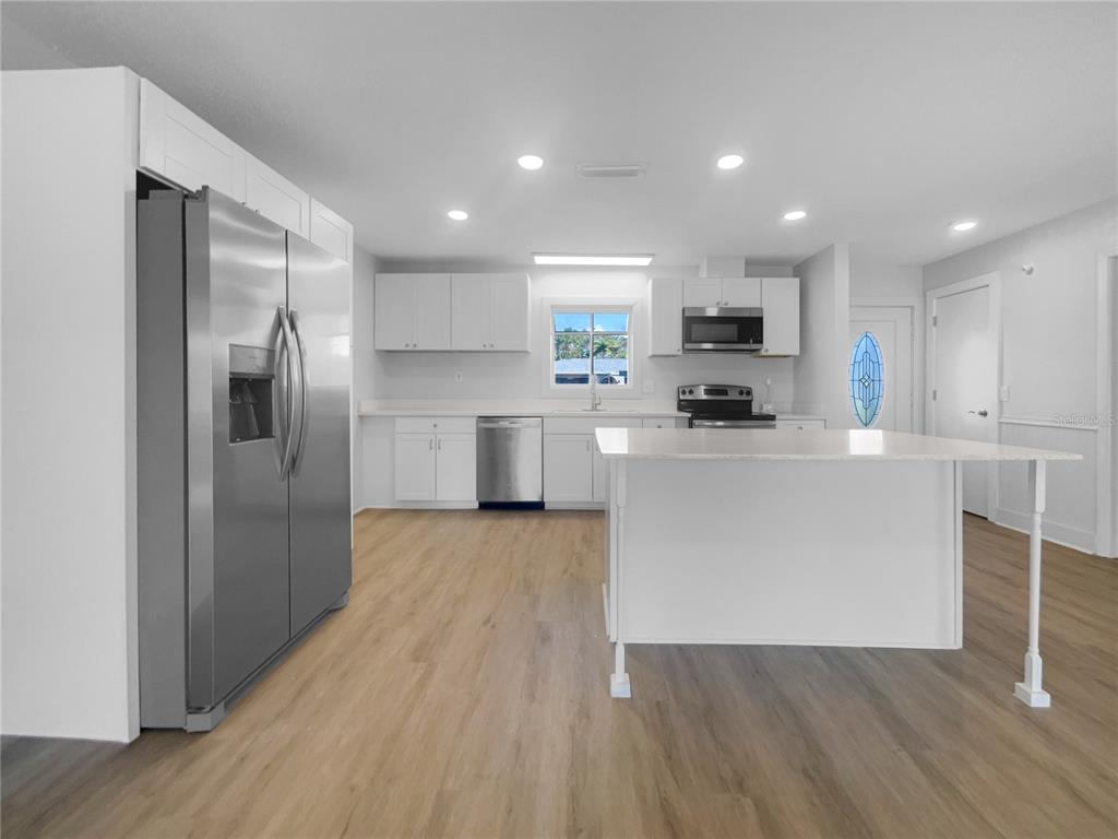 1427 East Gate Drive Venice, FL 34285 - Photo 28 of 30