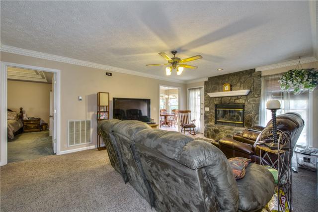 805 Pruett Springs Road Dickson, TN 37055 - Photo 6 of 15
