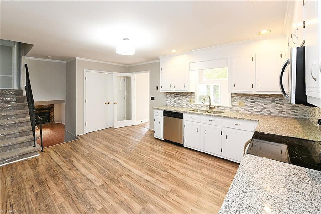7470 Pine Trail Road Pfafftown, NC 27040 - Photo 5 of 30 Gallery Image 5