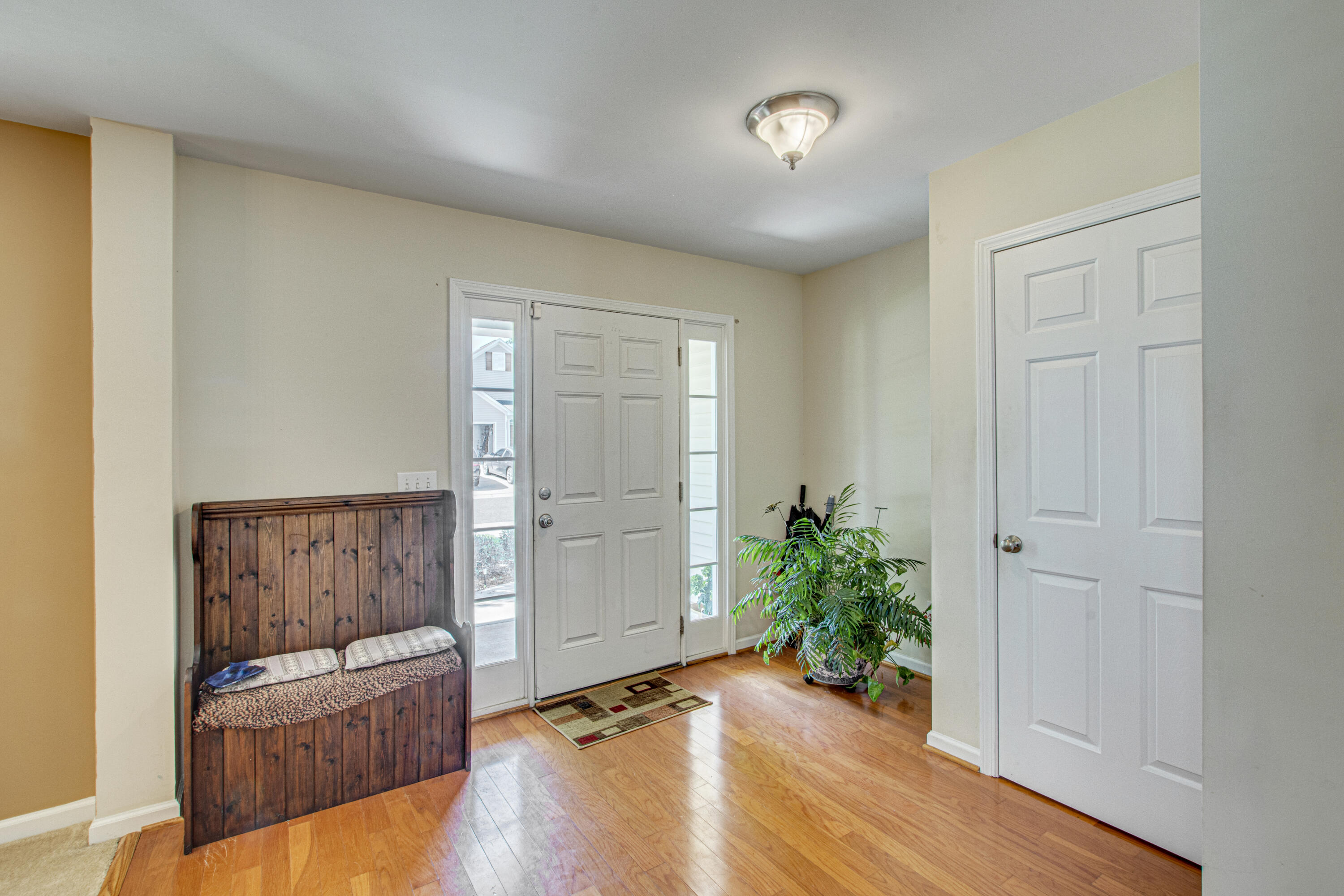 3528 Galaxy Road Ladson, SC 29456 - Photo 4 of 22 3528 Entry