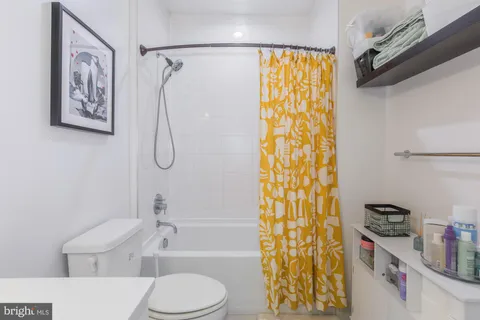 $415,000 | 1500 Pennsylvania Ave. Southeast, Unit 210, Washington, DC 20003