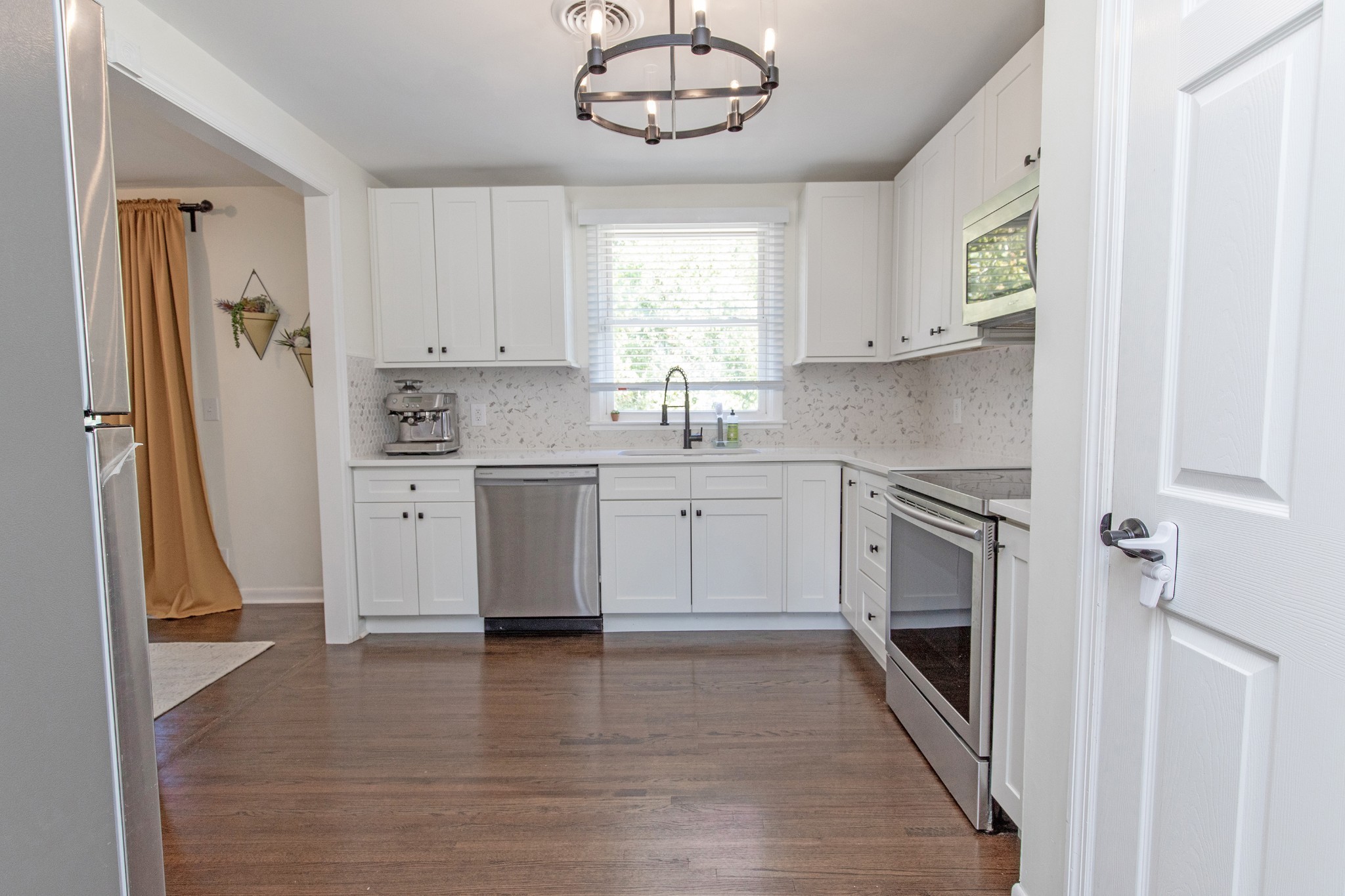 305 Aurora Avenue Madison, TN 37115 - Photo 8 of 39