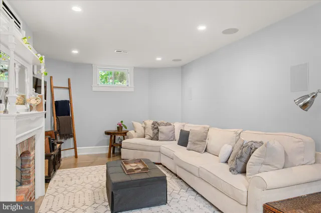 $1,369,000 | 4711 Oliver Street, Riverdale, MD 20737