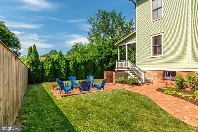 $1,369,000 | 4711 Oliver Street, Riverdale, MD 20737