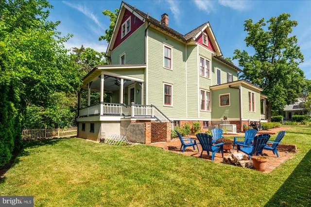 $1,369,000 | 4711 Oliver Street, Riverdale, MD 20737