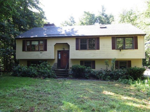 59 Tsienneto Road Derry, NH 03038 - Photo 1 of 17
