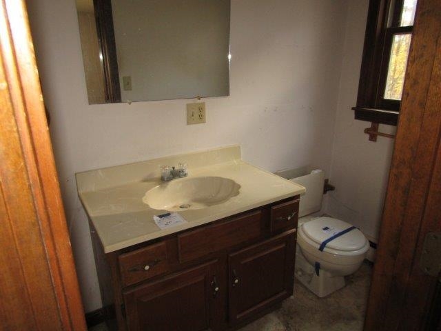 59 Tsienneto Road Derry, NH 03038 - Photo 13 of 17