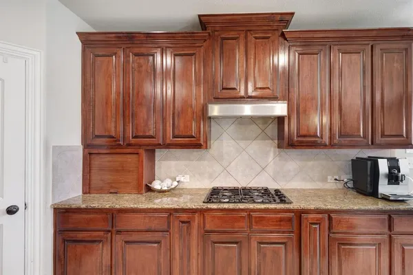 $3,500 | 3632 Danbury Lane, Plano, TX 75074